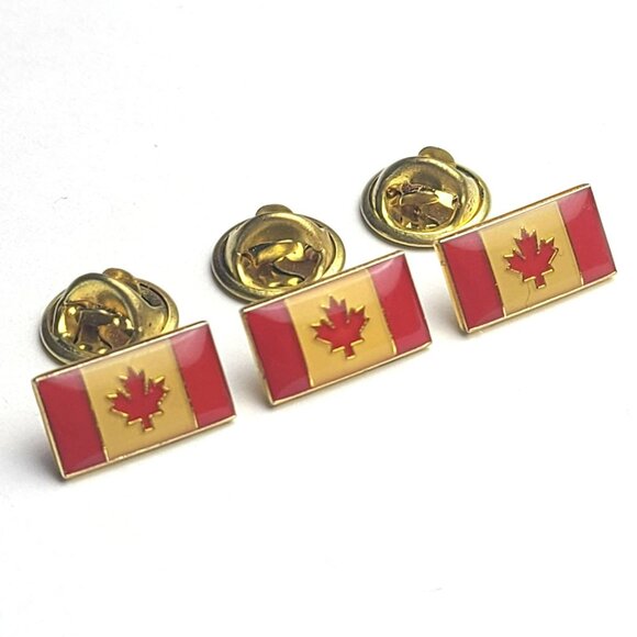Lot (3) Vintage Canada Canadian Flag Red White Gold Maple Leaf Enamel Lapel Pin - Picture 1 of 7